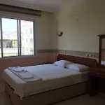 Yagmur Apart Hotel *